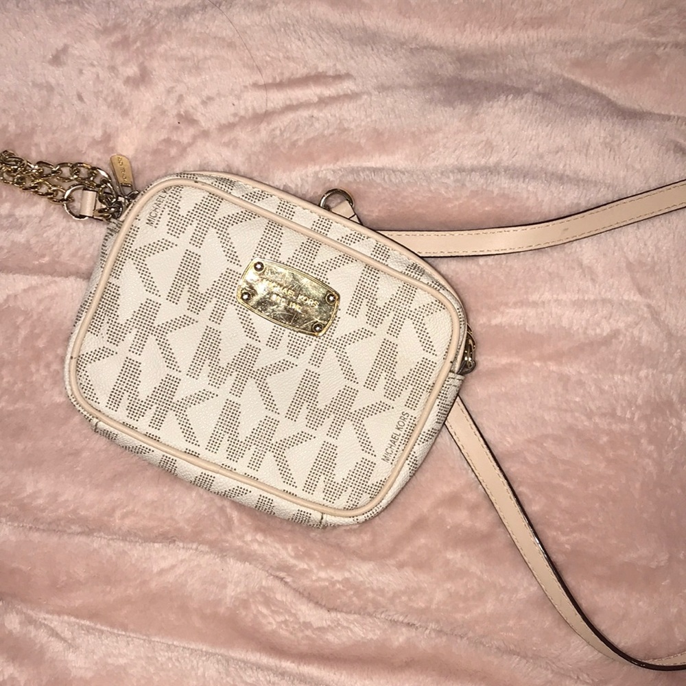 Michael Kors crossbody
